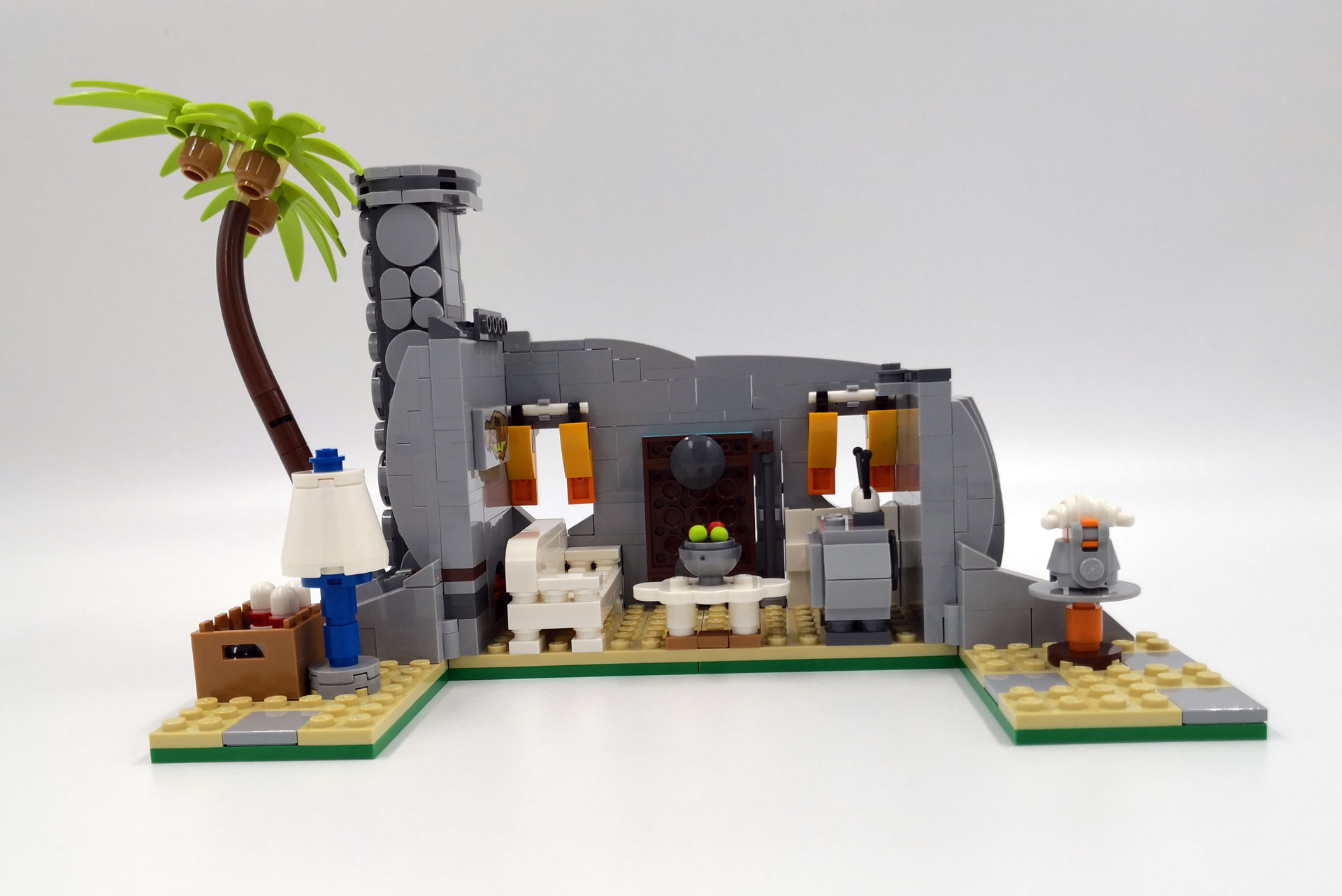 LEGO 21316 The Flintstones - Das eingerichtete Haus von hinten